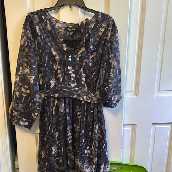 NWT arms York size 22/24 tunic - Picture 1 of 4